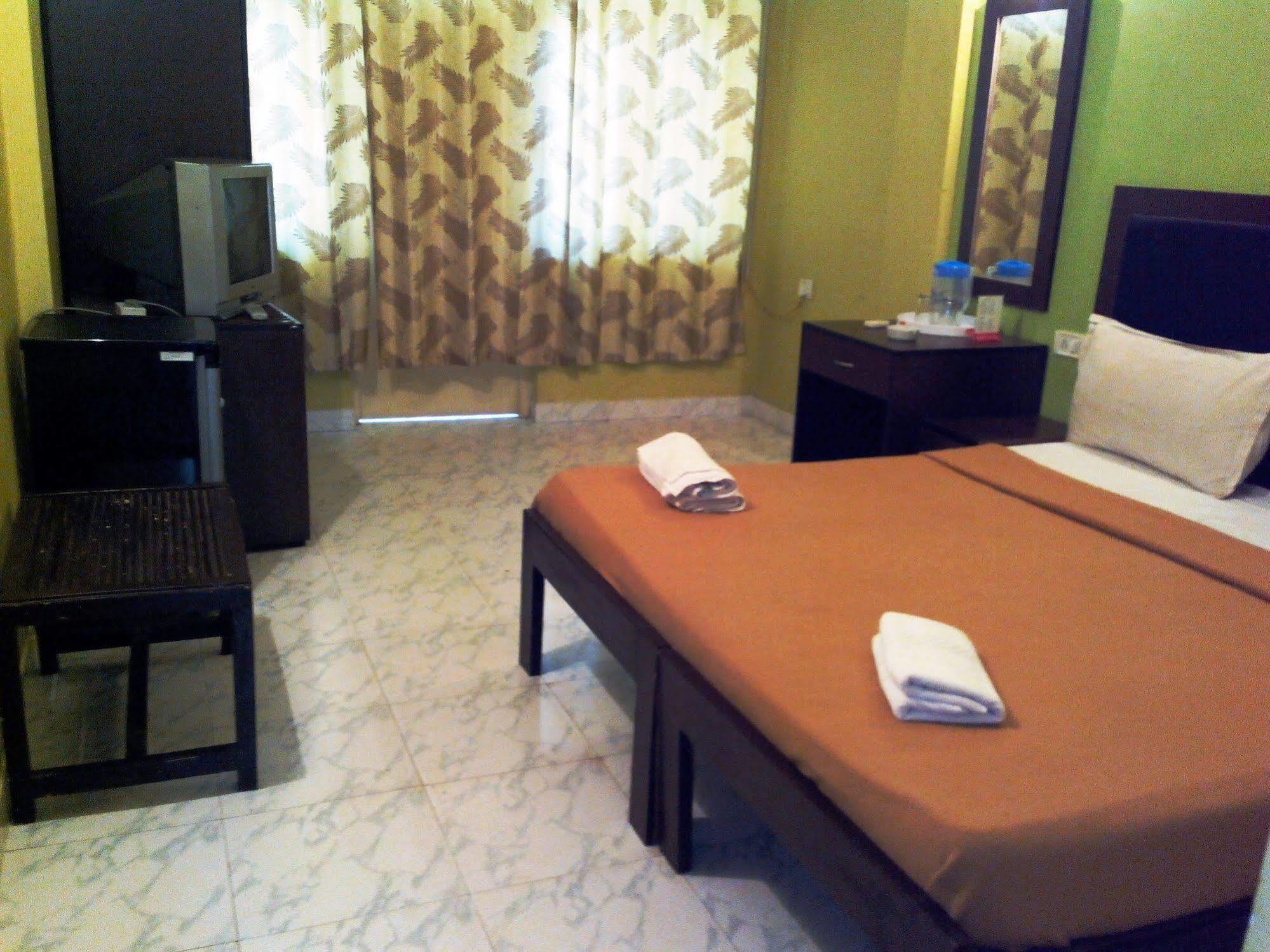 Royal Mirage Beach Resort Candolim Exterior foto