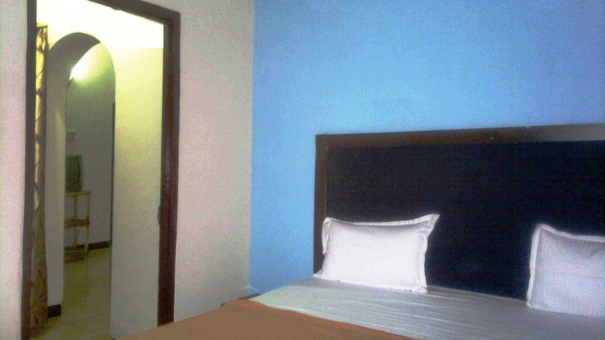 Royal Mirage Beach Resort Candolim Exterior foto